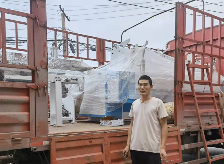 內蒙古正襄白旗客戶２.jpg