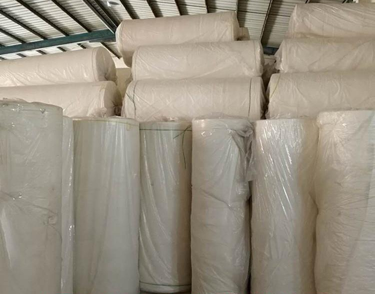 衛(wèi)生紙?jiān)垼筝S紙.jpg 衛(wèi)生紙?jiān)垼筝S紙.jpg